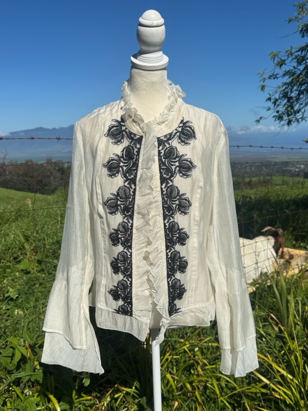 Nic + Zoe Sheer Embroidered Ruffled Cardigan Jacket Flare long Sleeve Large